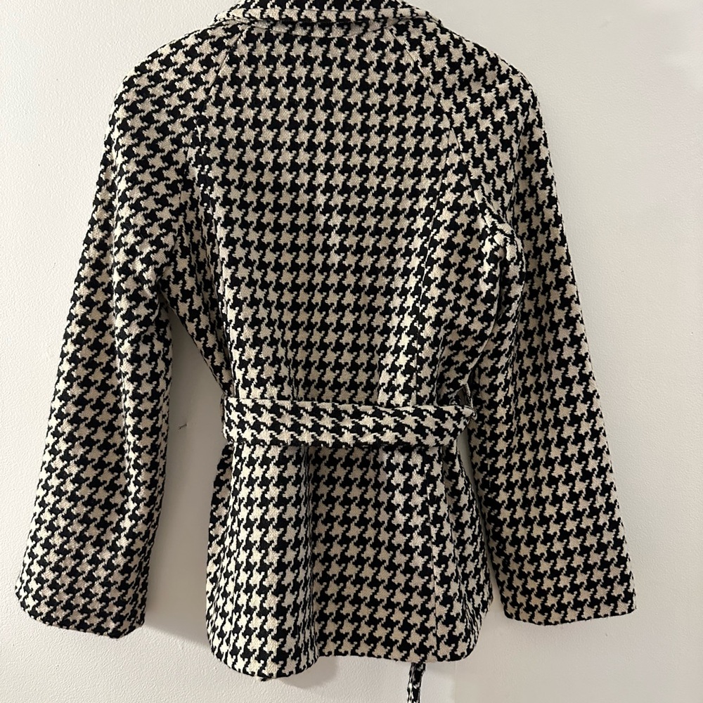 Ellen Tracy Wool Blend Houndstooth
Peacoat Size 10 - Picture 5 of 8
